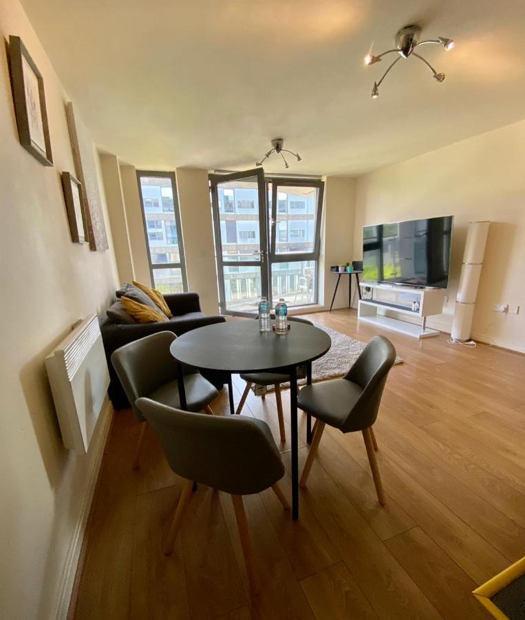 The Cube Side Apartments - One Bedroom With Balcony Бирмингам Екстериор снимка
